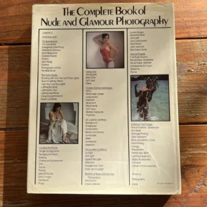 The Complete Book of Nude and Glamour Photography / Michael Busselle