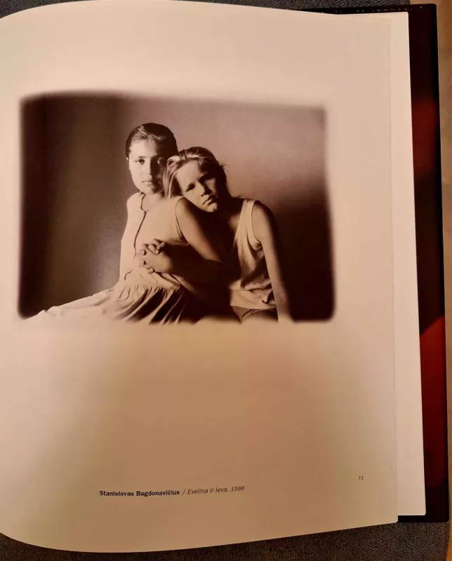 Photo Album Dovana (Gift), 2002 - Image 4