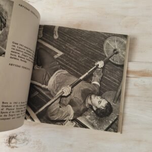 Soviet Basketball Photography Album “Žalgirio Vyrai” (1987) – Romualdas Požerskis & Romualdas Rakauskas