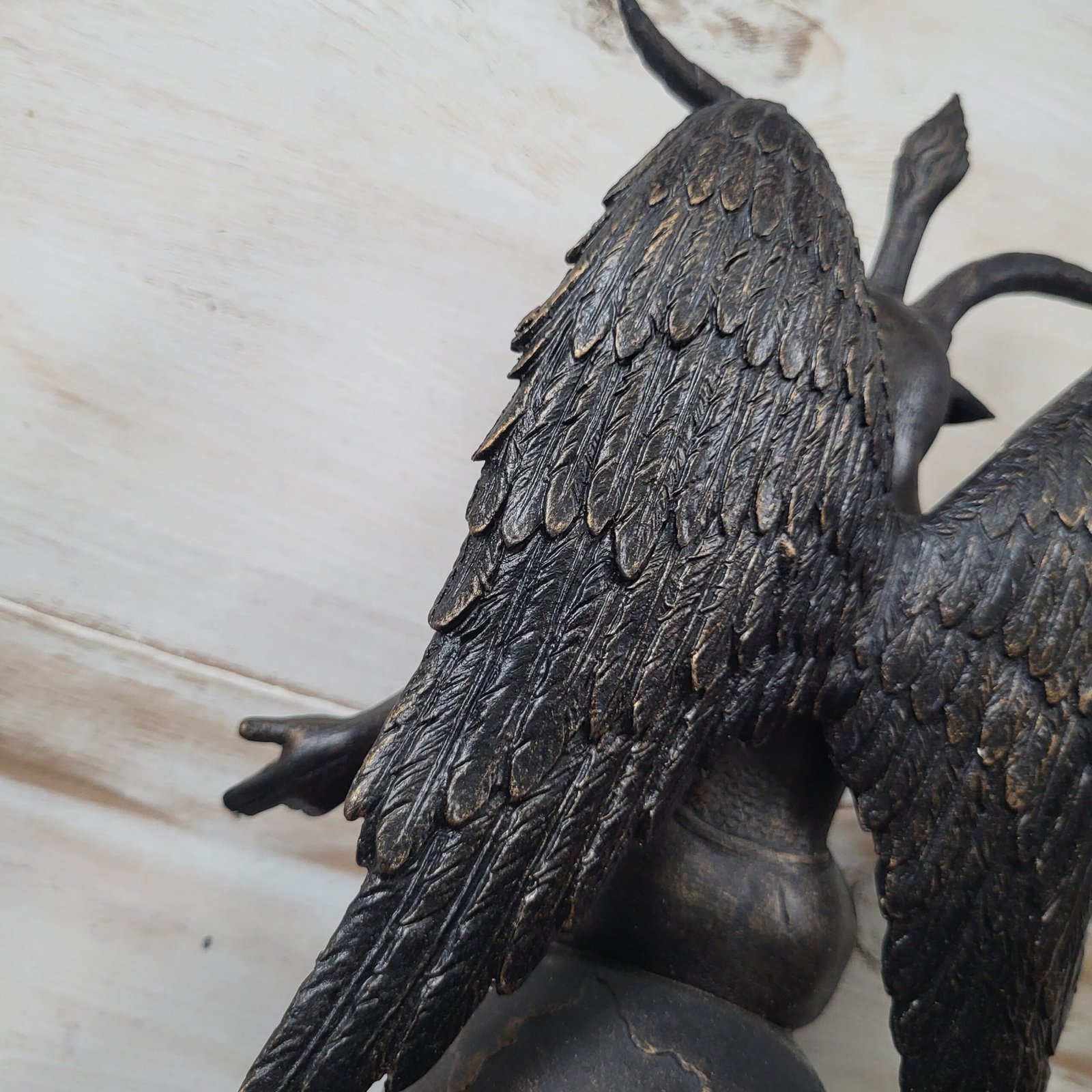 Baphomet Antiquity Occult Statue – Dark Academia Bronze-Finished 25cm Figurine - Image 7
